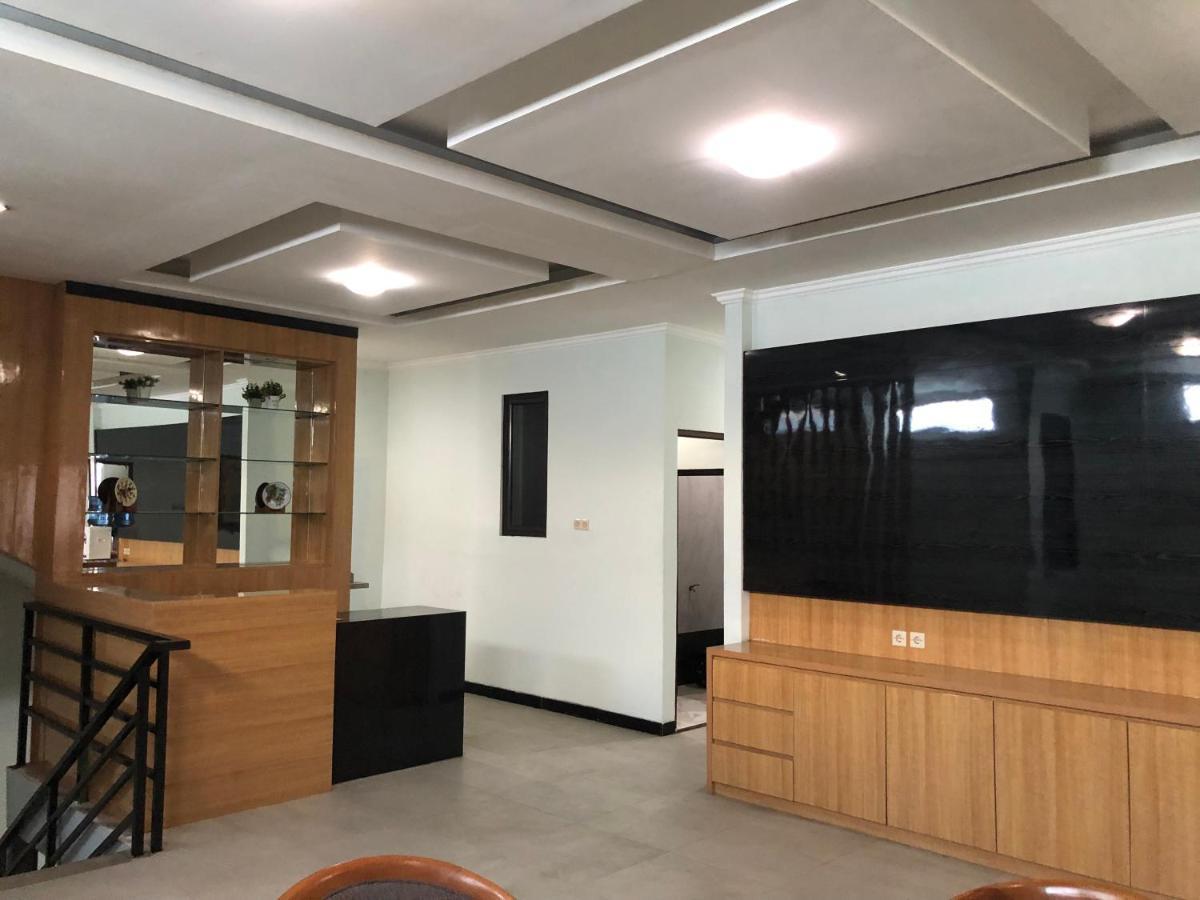 טנגרנג Bening Asri Guesthouse מראה חיצוני תמונה