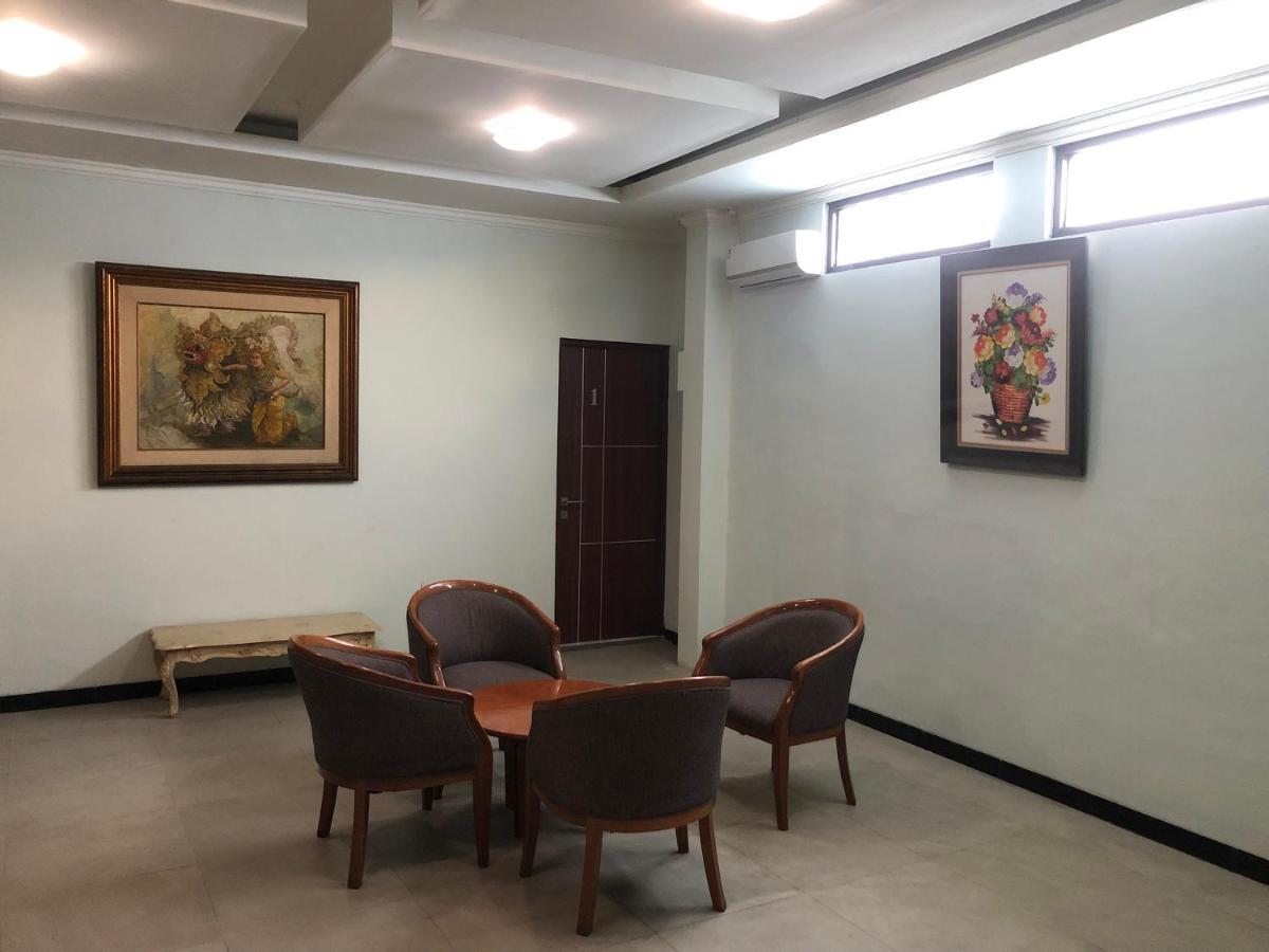 טנגרנג Bening Asri Guesthouse מראה חיצוני תמונה